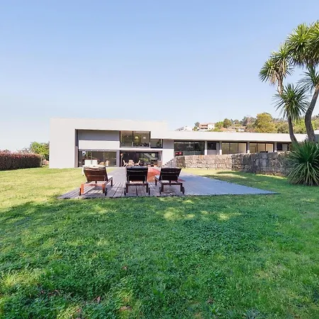 Oak House *