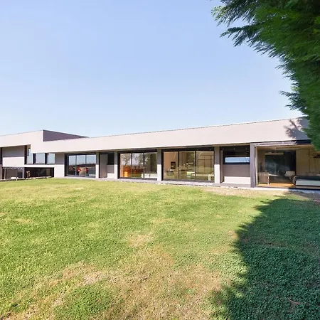 Vila Oak House *