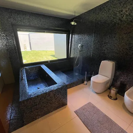 Vila Oak House *